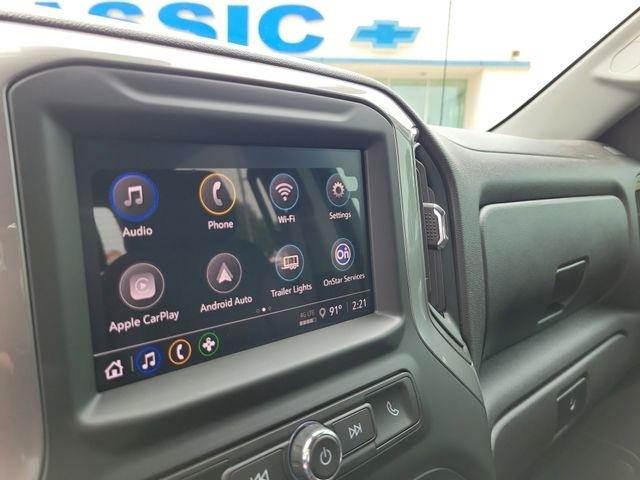 Chevrolet Silverado 1500 Custom Crew Cab 2WD 2024