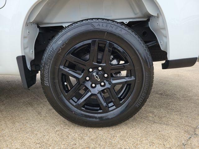 Chevrolet Silverado 1500 Custom Crew Cab 2WD 2024
