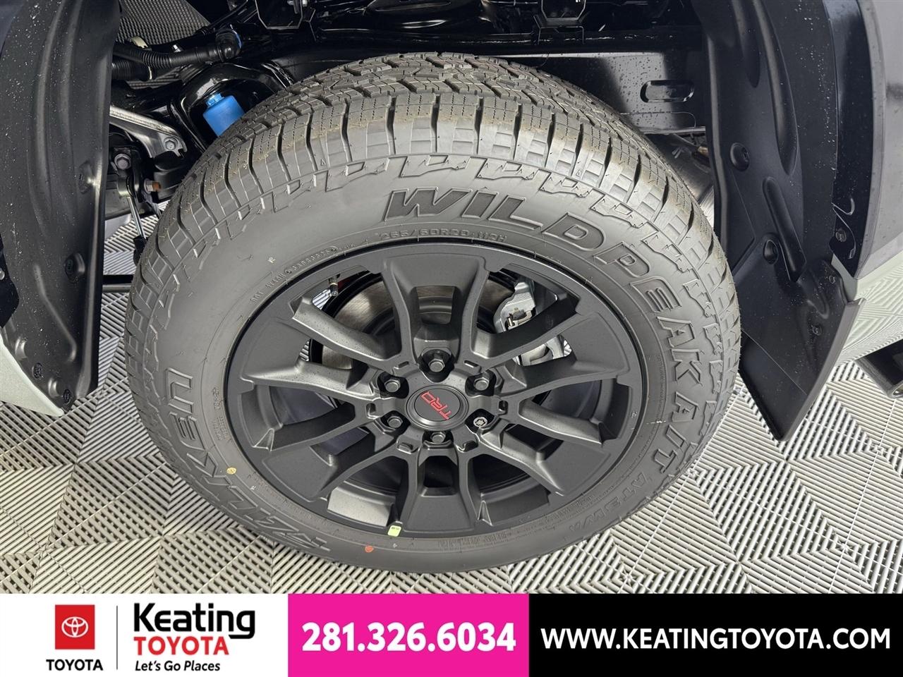 Toyota Tundra Limited CrewMax 4WD Hybrid 2026