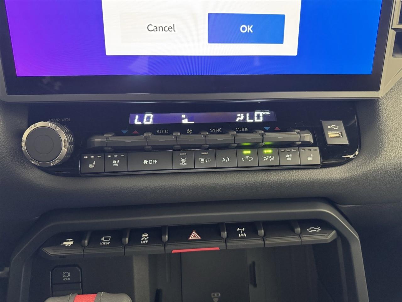 Toyota Tundra TRD PRO CrewMax 4WD Hybrid 2026