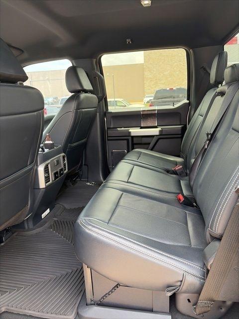 Ford F-250 SD Lariat Crew Cab 4WD 2022
