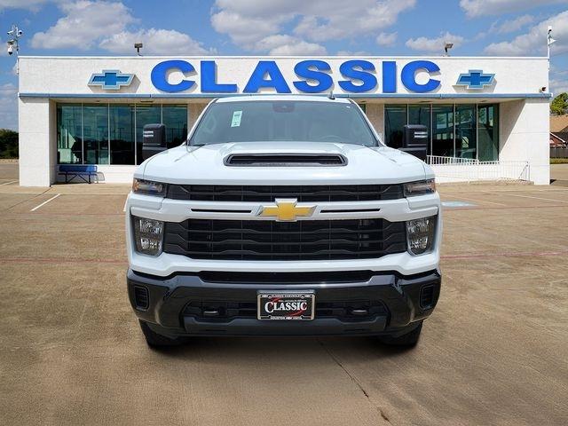 Chevrolet Silverado 2500HD Custom Crew Cab Long Box 4WD 2026