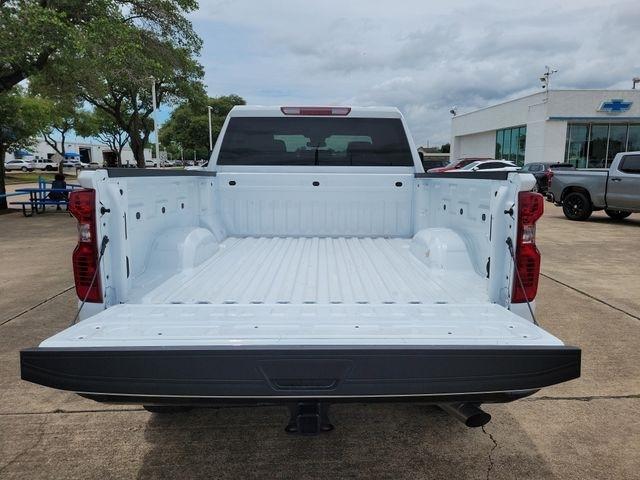 Chevrolet Silverado 2500HD Custom Crew Cab Long Box 4WD 2026