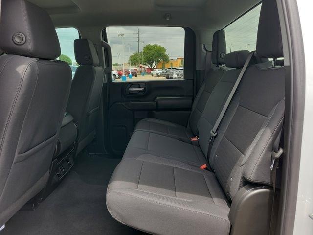 Chevrolet Silverado 2500HD Custom Crew Cab Long Box 4WD 2026