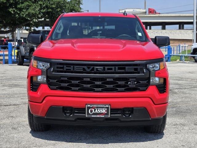 Chevrolet Silverado 1500 Custom Crew Cab 4WD 2024