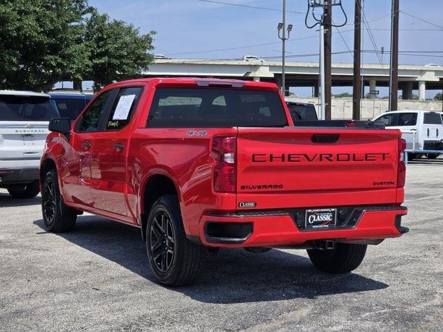 Chevrolet Silverado 1500 Custom Crew Cab 4WD 2024