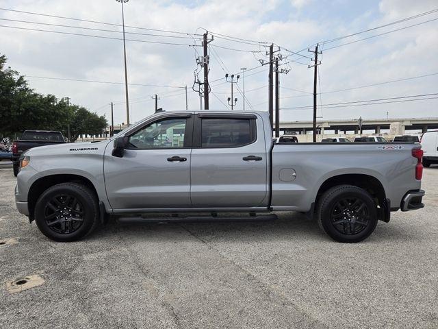 Chevrolet Silverado 1500 Custom Crew Cab 4WD 2024