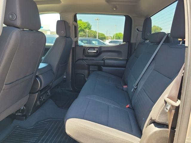 Chevrolet Silverado 1500 Custom Crew Cab 4WD 2024
