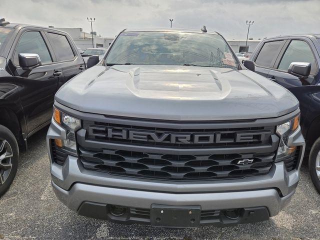 Chevrolet Silverado 1500 Custom Crew Cab 4WD 2023