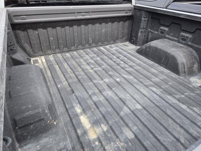 Chevrolet Silverado 1500 Custom Crew Cab 4WD 2023