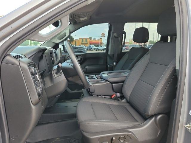 Chevrolet Silverado 1500 Custom Crew Cab 4WD 2023