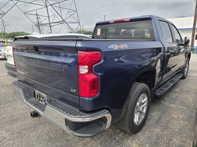 Chevrolet Silverado 1500 LT-L Crew Cab 4WD 2023