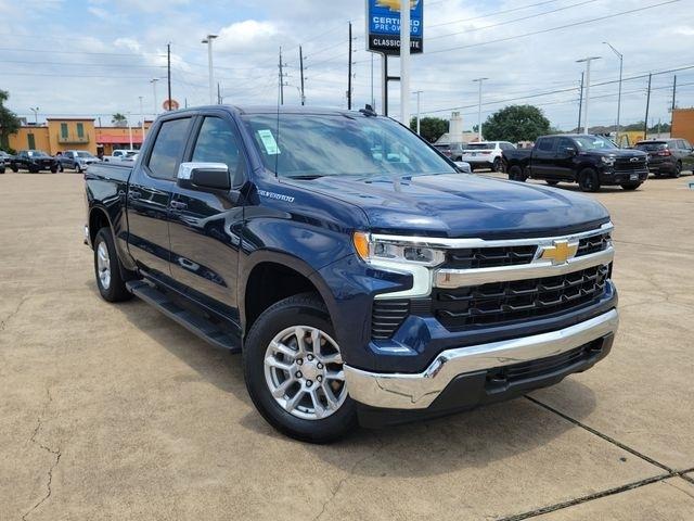 Chevrolet Silverado 1500 LT-L Crew Cab 4WD 2023