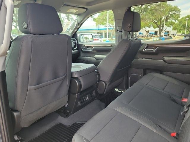Chevrolet Silverado 1500 LT-L Crew Cab 4WD 2023