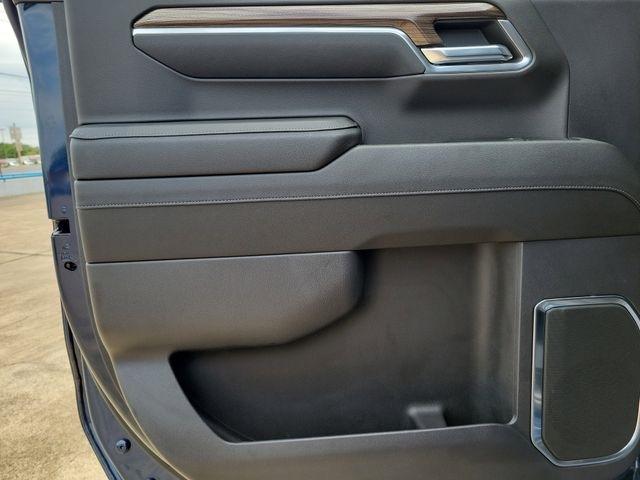 Chevrolet Silverado 1500 LT-L Crew Cab 4WD 2023