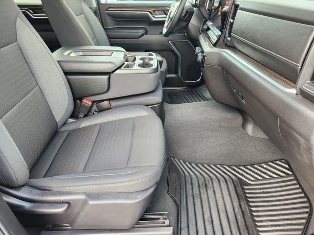 Chevrolet Silverado 1500 LT-L Crew Cab 4WD 2024