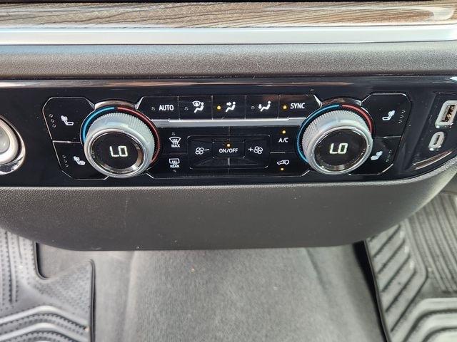 Chevrolet Silverado 1500 LT-L Crew Cab 4WD 2024