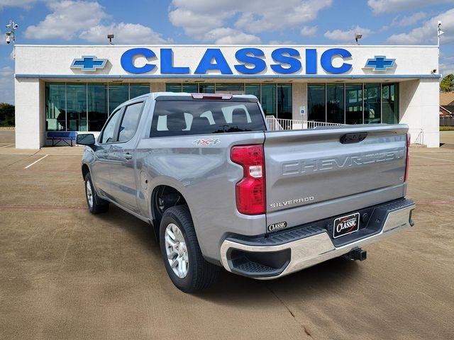 Chevrolet Silverado 1500 LT-L Crew Cab 4WD 2024