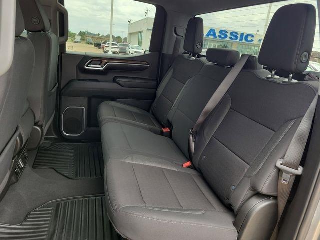 Chevrolet Silverado 1500 LT-L Crew Cab 4WD 2024