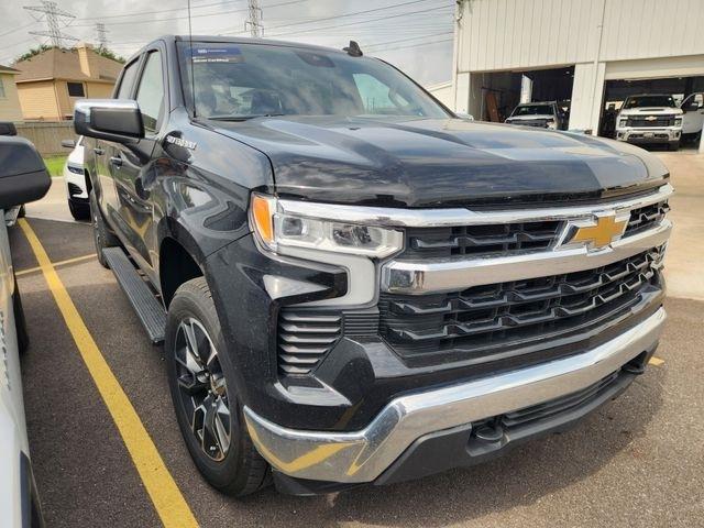 Chevrolet Silverado 1500 LT-L Crew Cab 4WD 2023