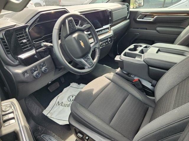 Chevrolet Silverado 1500 LT-L Crew Cab 4WD 2023