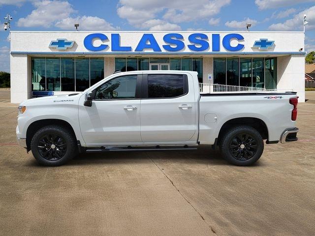 Chevrolet Silverado 1500 LT-L Crew Cab 4WD 2024
