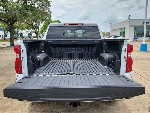 Chevrolet Silverado 1500 LT-L Crew Cab 4WD 2024