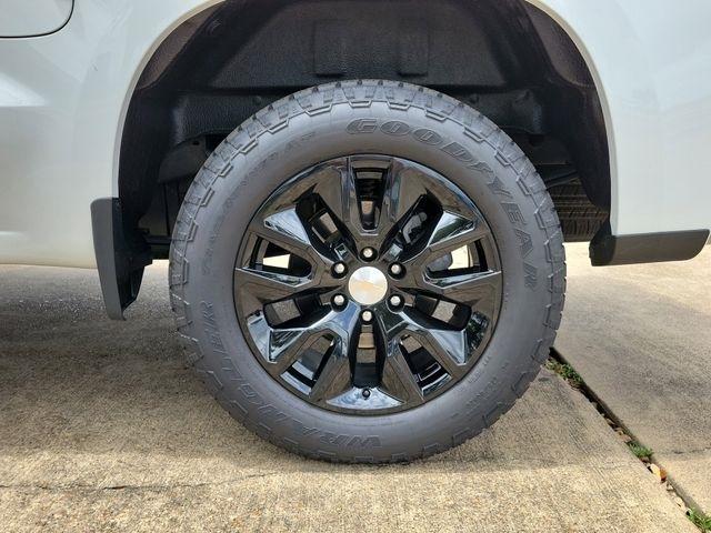 Chevrolet Silverado 1500 LT-L Crew Cab 4WD 2024