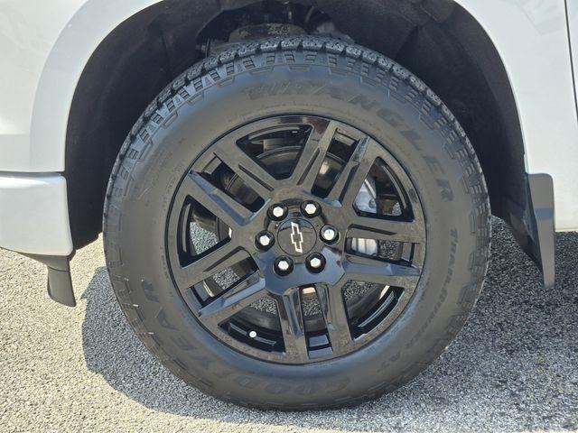 Chevrolet Silverado 1500 RST Crew Cab 4WD 2023