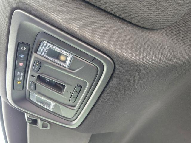 Chevrolet Silverado 1500 RST Crew Cab 4WD 2023