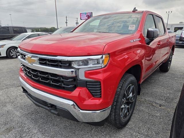 Chevrolet Silverado 1500 LT-L Crew Cab 4WD 2024