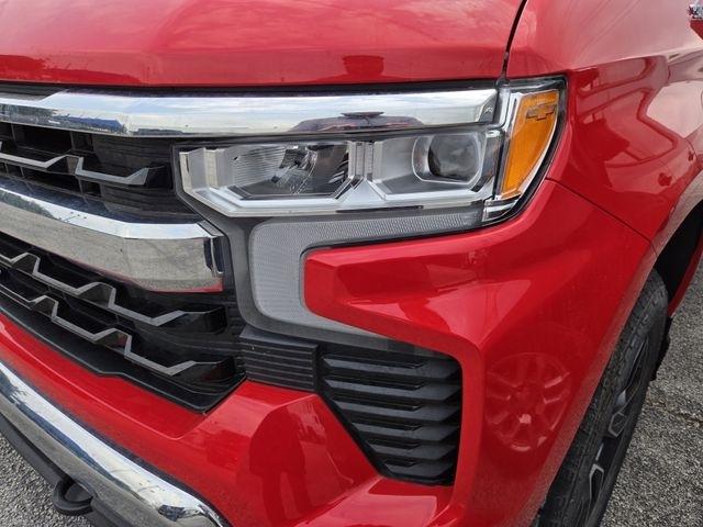 Chevrolet Silverado 1500 LT-L Crew Cab 4WD 2024