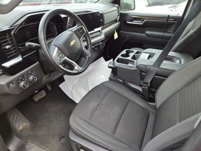 Chevrolet Silverado 1500 LT-L Crew Cab 4WD 2024
