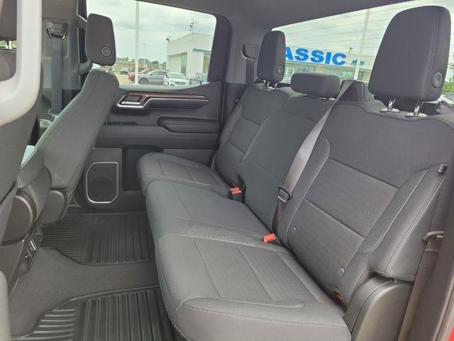 Chevrolet Silverado 1500 LT-L Crew Cab 4WD 2024