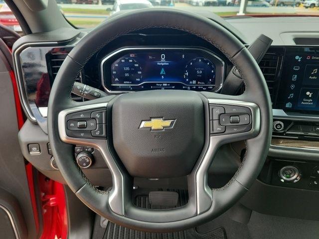 Chevrolet Silverado 1500 LT-L Crew Cab 4WD 2024