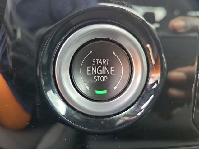 Chevrolet Silverado 1500 LT-L Crew Cab 4WD 2024