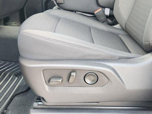 Chevrolet Silverado 1500 LT-L Crew Cab 4WD 2025