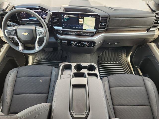 Chevrolet Silverado 1500 LT-L Crew Cab 4WD 2025