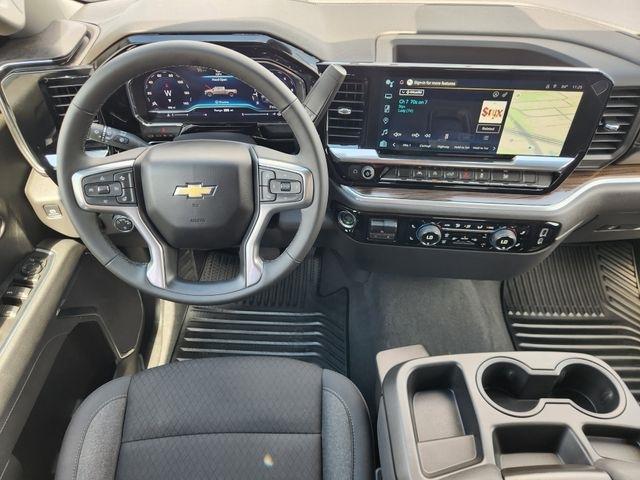 Chevrolet Silverado 1500 LT-L Crew Cab 4WD 2025
