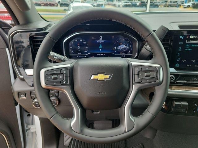Chevrolet Silverado 1500 LT-L Crew Cab 4WD 2025