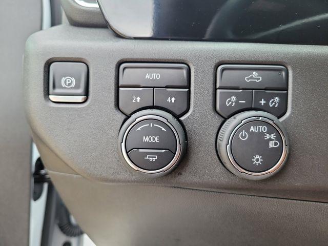 Chevrolet Silverado 1500 LT-L Crew Cab 4WD 2025