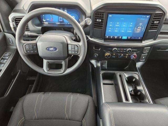 Ford F-150 STX SuperCrew 2WD 2025