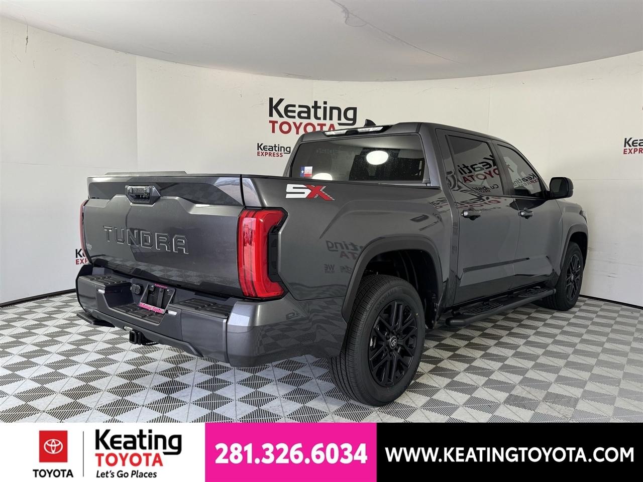 Toyota Tundra SR5 CrewMax 2WD 2026