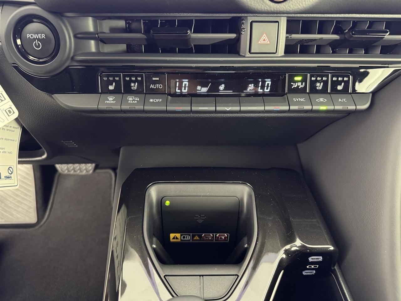 Toyota Crown XLE 2026