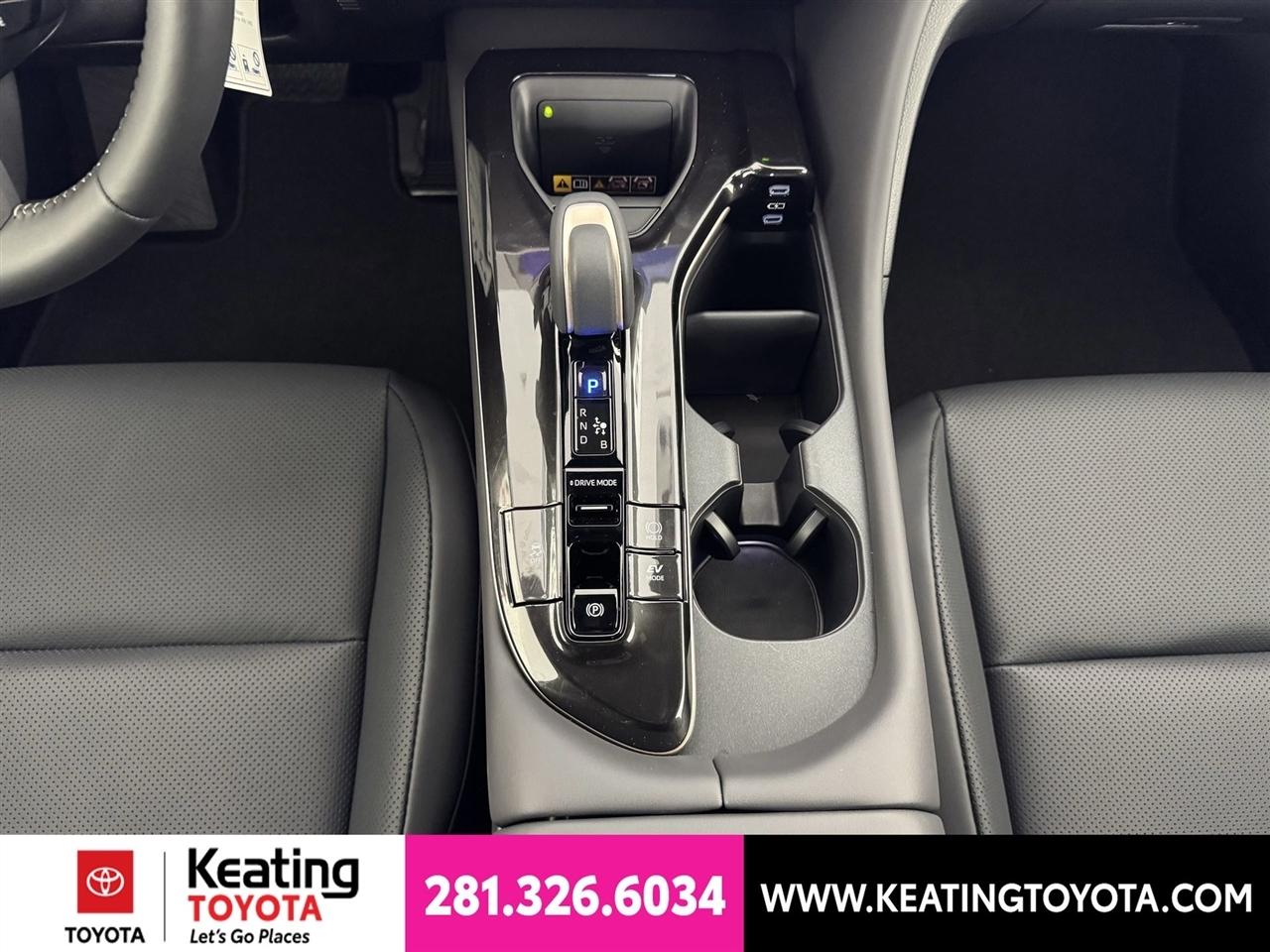 Toyota Crown XLE 2026