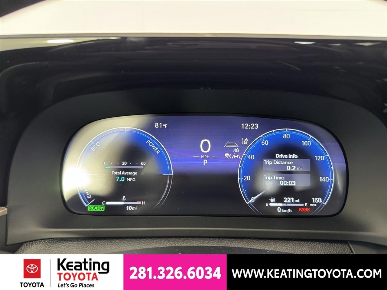 Toyota Crown XLE 2026