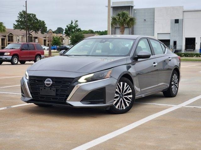 Nissan Altima 2.5 SV 2024