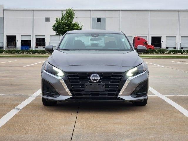 Nissan Altima 2.5 SV 2024