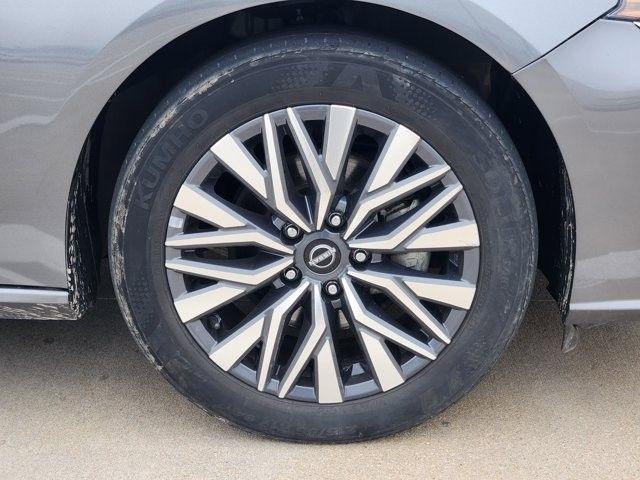 Nissan Altima 2.5 SV 2024