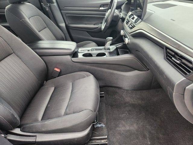 Nissan Altima 2.5 SV 2024